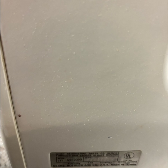 Kenmore 385.12612090 Sewing Machine- Heavy Duty- Free Arm W/ Extras- Works! - Picture 7 of 13